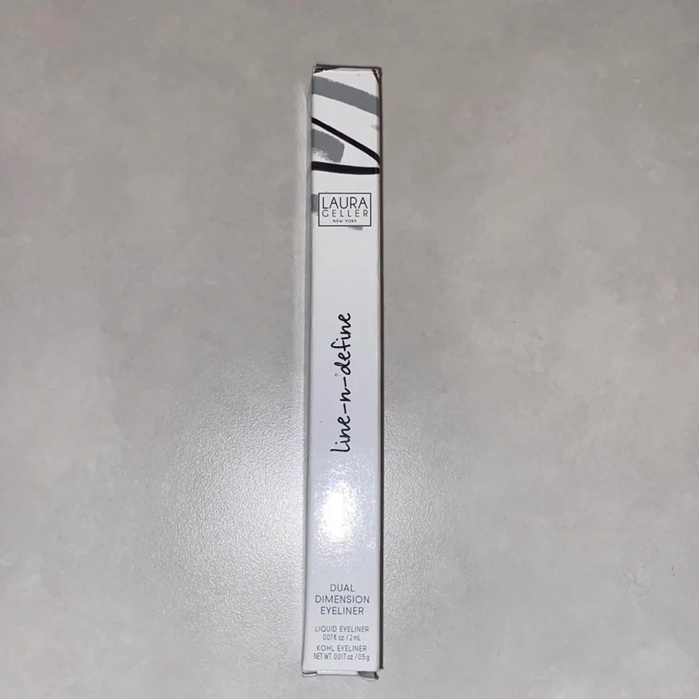 Laura Geller Line-n-define Dual Dimension Eyeliner
